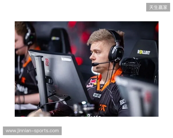 反驳鱼缸论!小麦:轻易归咎曼联太片面 他们当时给了我一切支持 反驳鱼缸论!小麦:轻易归咎曼联太片面 他们当时给了我一切支持