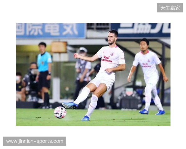 官方:37岁陈柏良加盟定南赣联,身披17号球衣 官方:37岁陈柏良加盟定南赣联,身披17号球衣