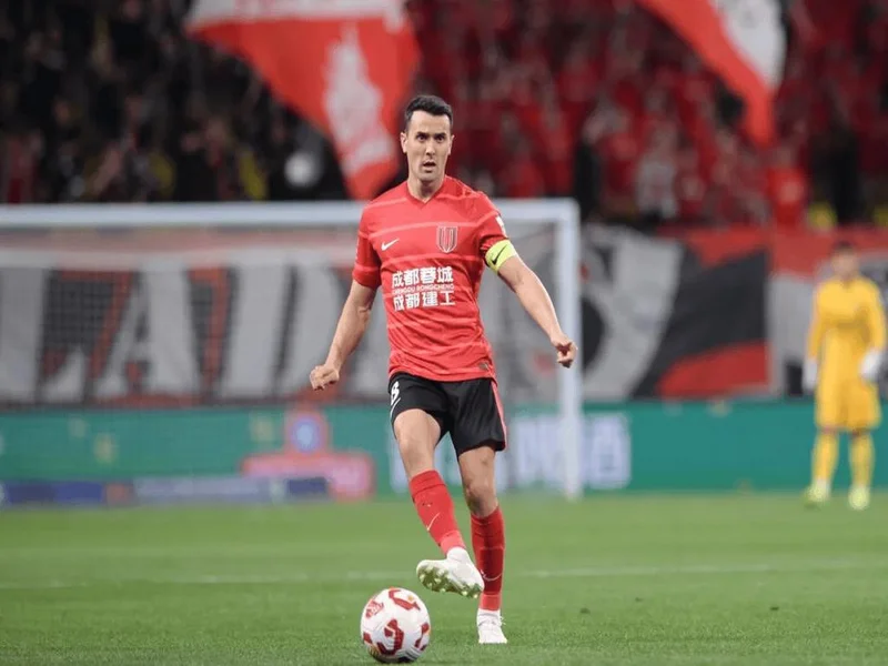 周定洋：很遗憾今天没能带回3分，但向所有人展现了成都精神